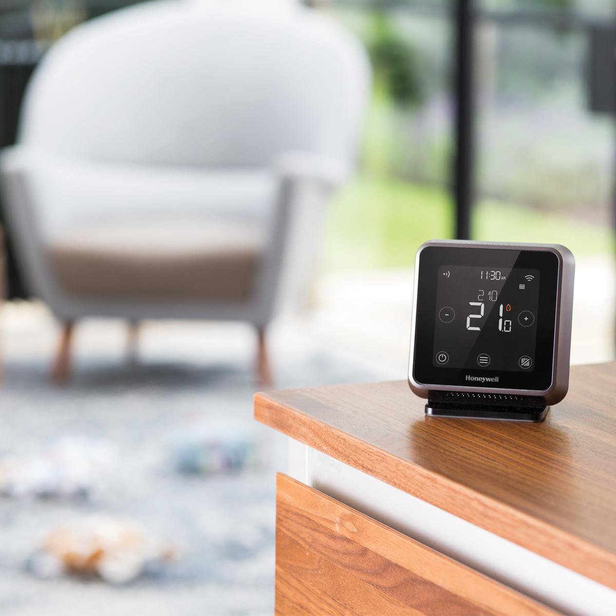 Honeywell Home T6R Wifi slimme thermostaat met standaard zwart Y6H910RW4013